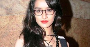 Shraddha-Kapoor-spectacles